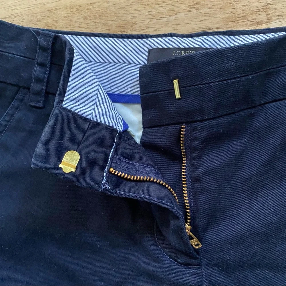 J‎ Crew Women’s Sz 4 4” Navy Chino Shorts